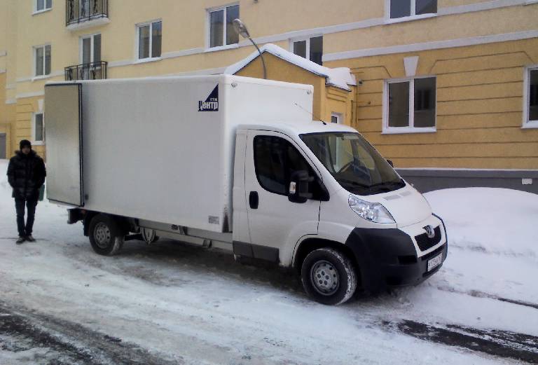 Заказ машины переезд перевезти 25 мольбертов И пакеты из Москва в Москва